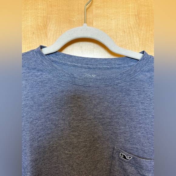 Vineyard Vines Edgartown Tee Shirt Medium blue. - Picture 4 of 12